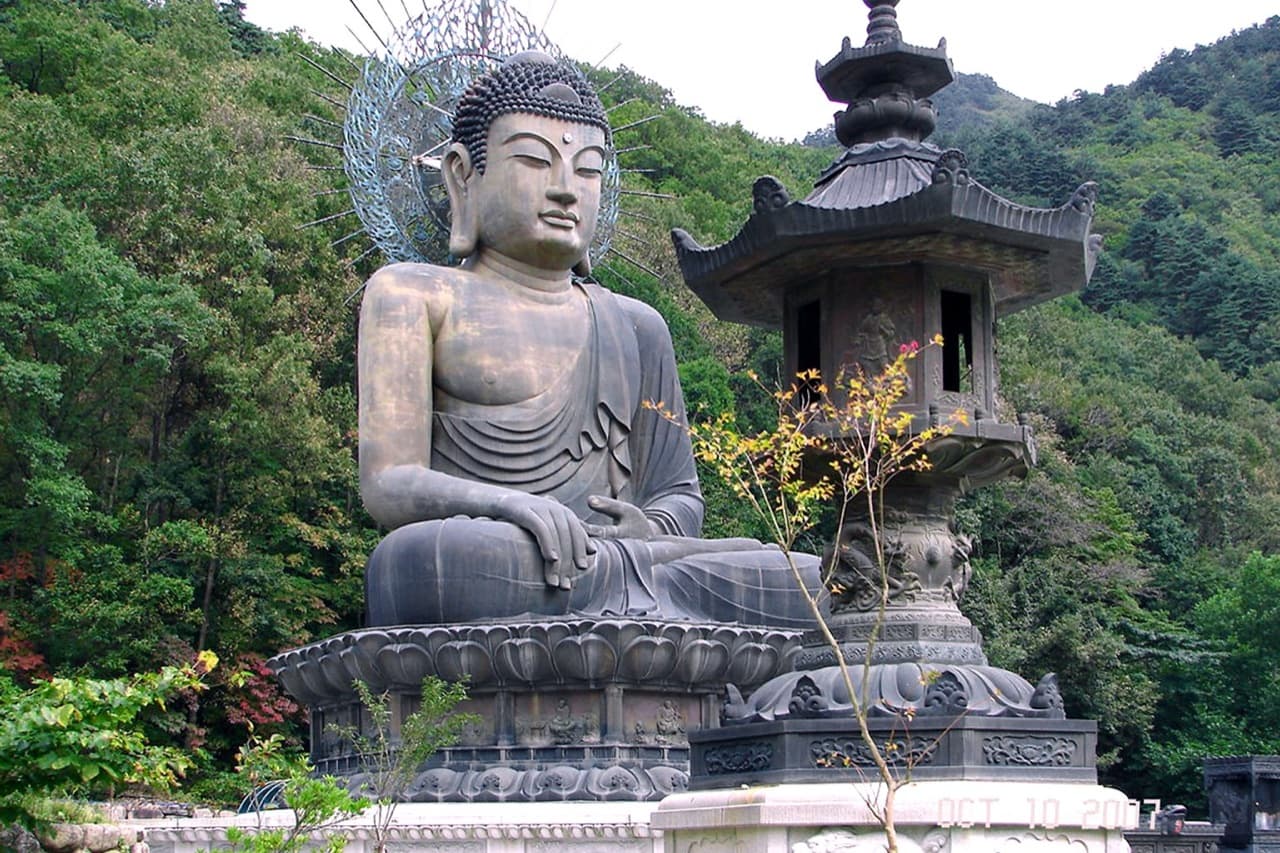 Sinheungsa Temple (신흥사) - Sokcho