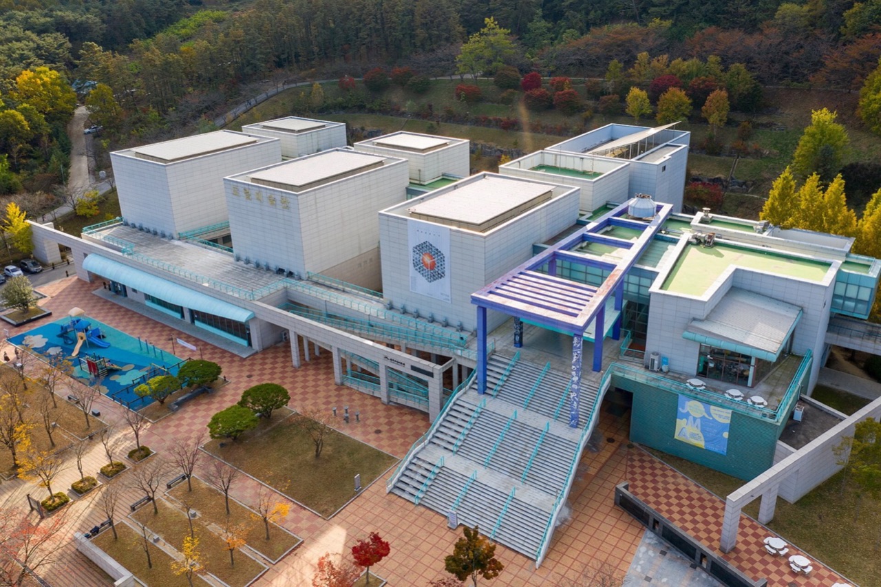 담빛예술창고