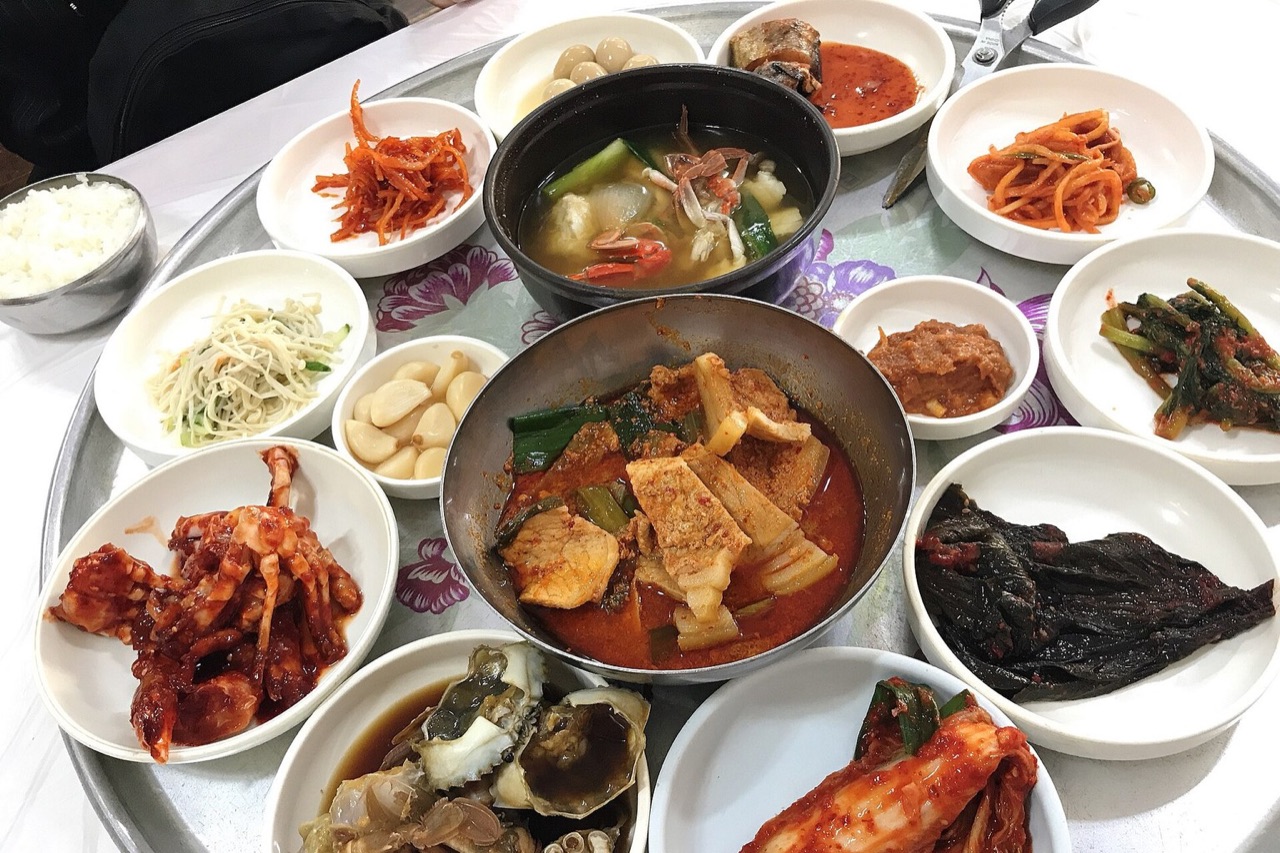 Yeosu Marinated Crab Street (여수 게장거리)