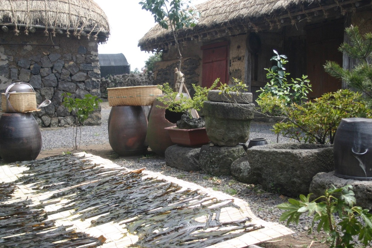 Jeju Folk Village（제주민속촌）