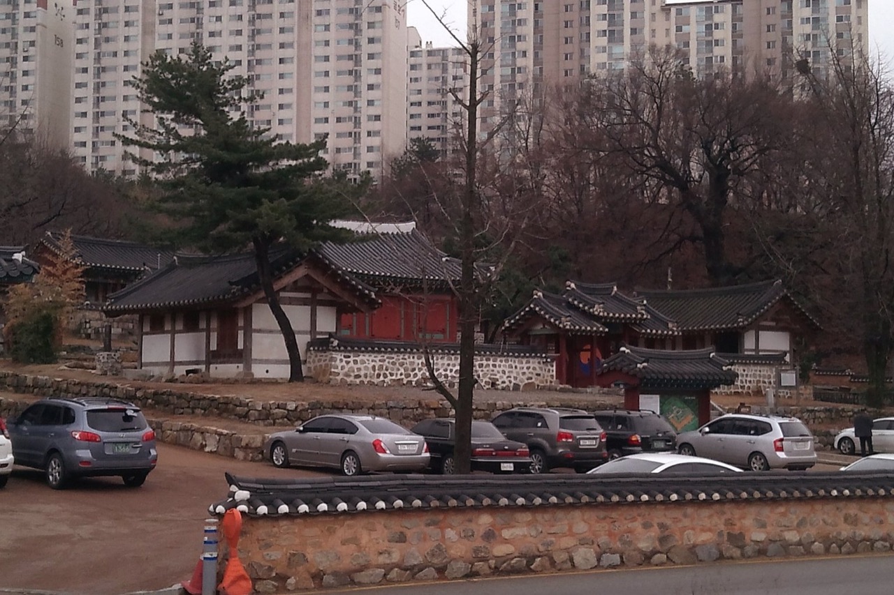 Simgok Seowon (심곡서원)
